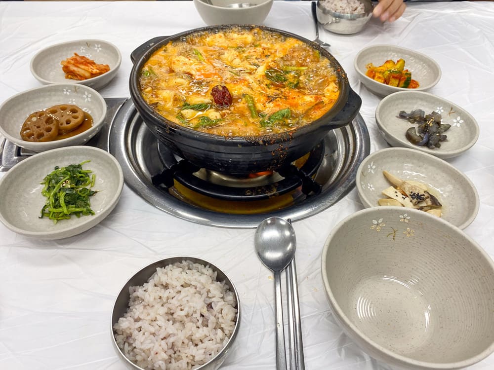 합천 신소양체육공원 매운탕 맛집 약천메기탕 feat 식객 허영만의 백반여행